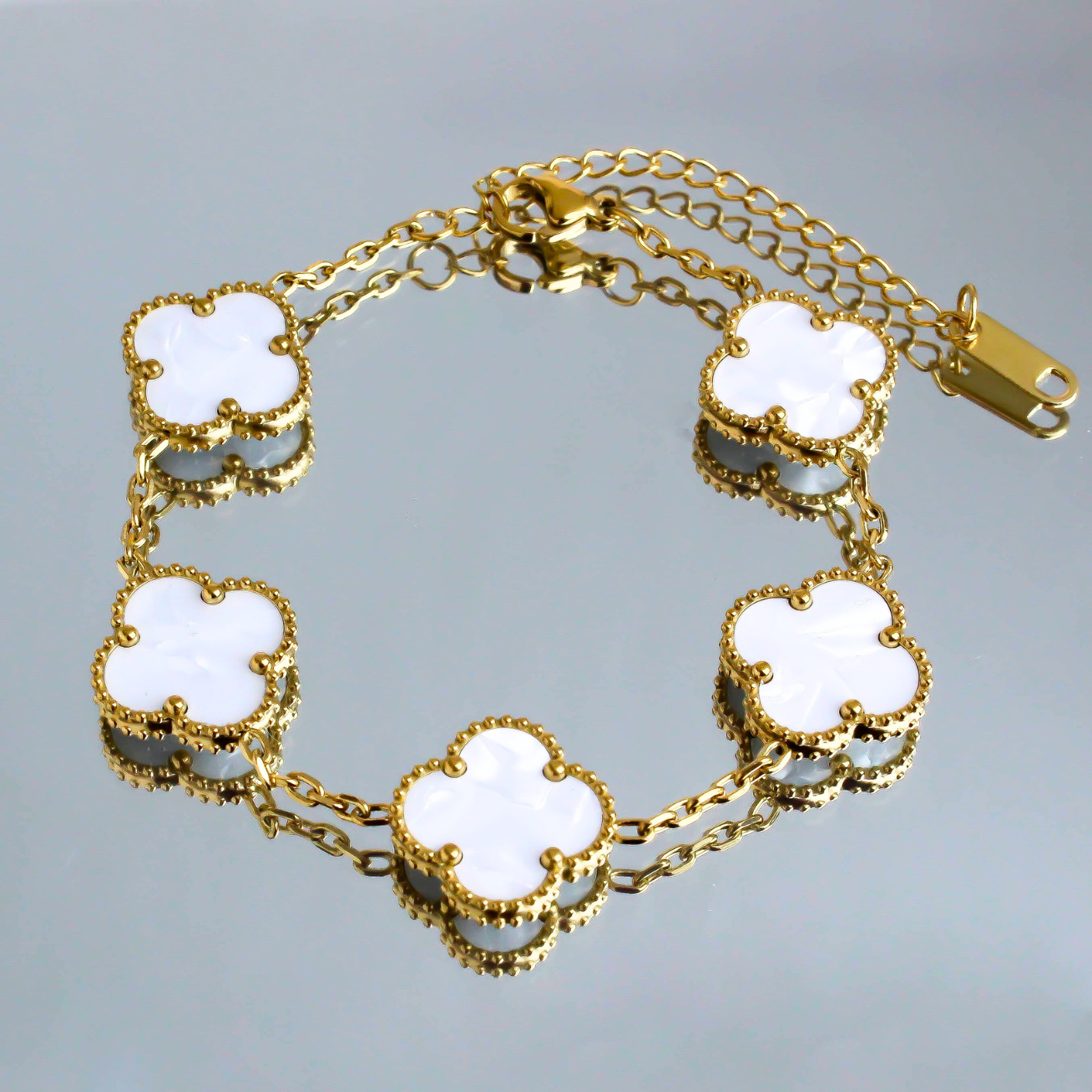 Essence Clover Bracelet
